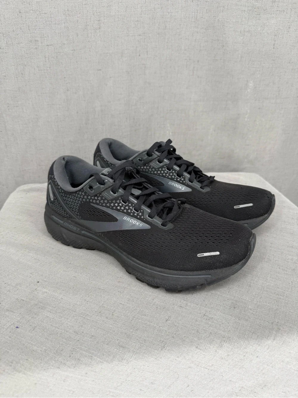 Brooks Womens 10 2AGhost 14 Sneaker Shoes Black Road Running Comfort Walking Gym